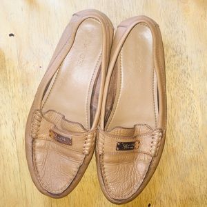 Closed leather coach shoes